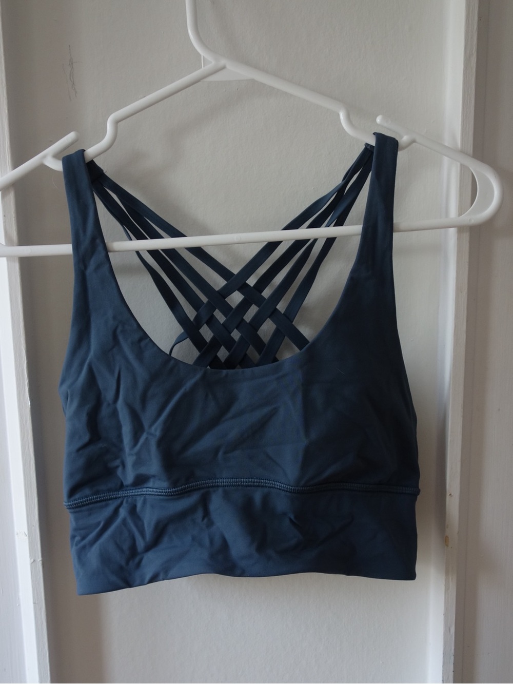lululemon athletica Deep Blue Crisscross Back Sports Bra